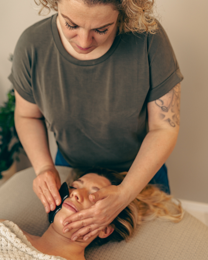 Facial Gua Sha / 24. Oktober 2025 