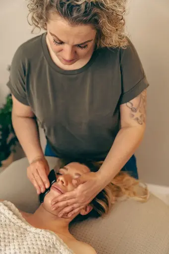Facial Gua Sha Ausbildung für Berufsleute
